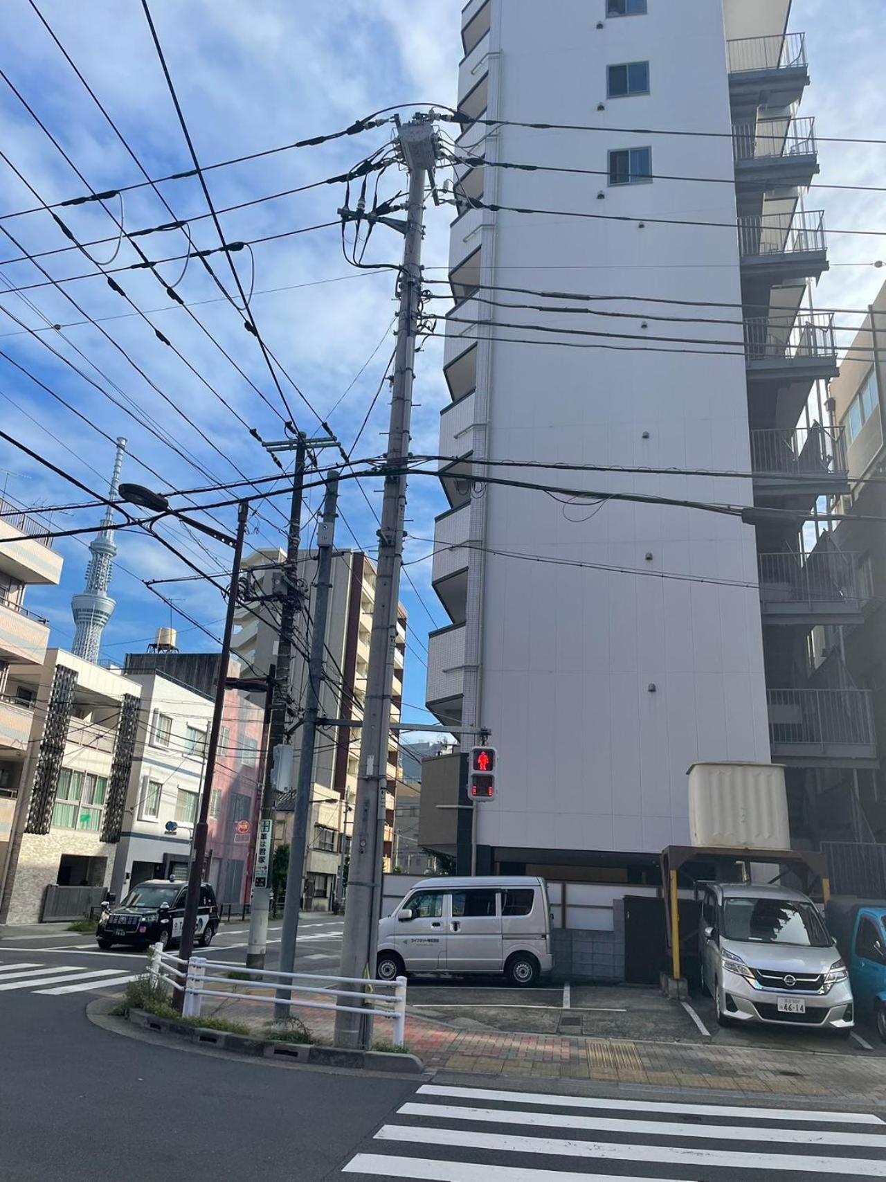 Calum Asakusa Imado Tokyoカルム浅草今戸ツインルーム新築民泊東京浅草隅田川今戸神社近くスカイツリー見えるコンビニコインランドリー近くある浅草駅まで徒歩圏内アクセス便利成田空港羽田空港銀座渋谷東京駅直通 Tóquio Exterior foto