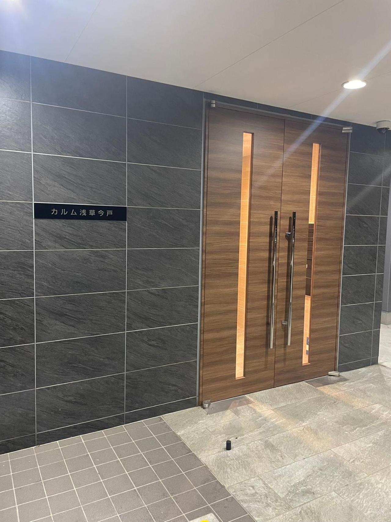 Calum Asakusa Imado Tokyoカルム浅草今戸ツインルーム新築民泊東京浅草隅田川今戸神社近くスカイツリー見えるコンビニコインランドリー近くある浅草駅まで徒歩圏内アクセス便利成田空港羽田空港銀座渋谷東京駅直通 Tóquio Exterior foto